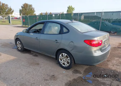 2010 Hyundai Elantra Gls z USA, uszkodzony, nr VIN KMHDU4AD6AU836478